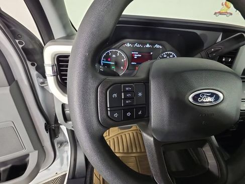 Used 2024 Ford F550 4x4 Crew Cab Super Duty image 26