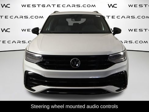 Used 2023 Volkswagen Tiguan SE R-Line FWD image 2
