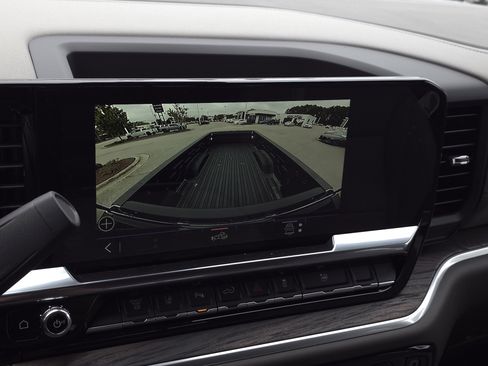 New 2026 GMC Sierra 2500 SLT w/ SLT Convenience Package image 22