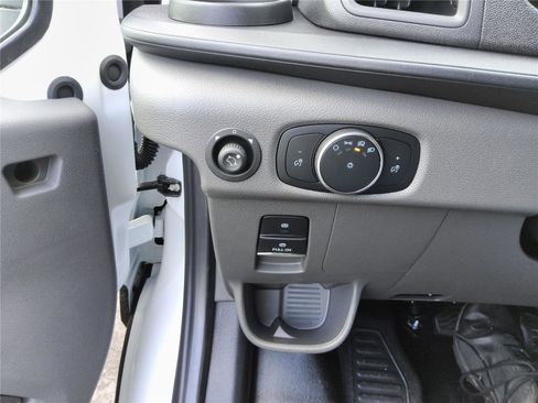 New 2026 Ford Transit 150 XL image 20