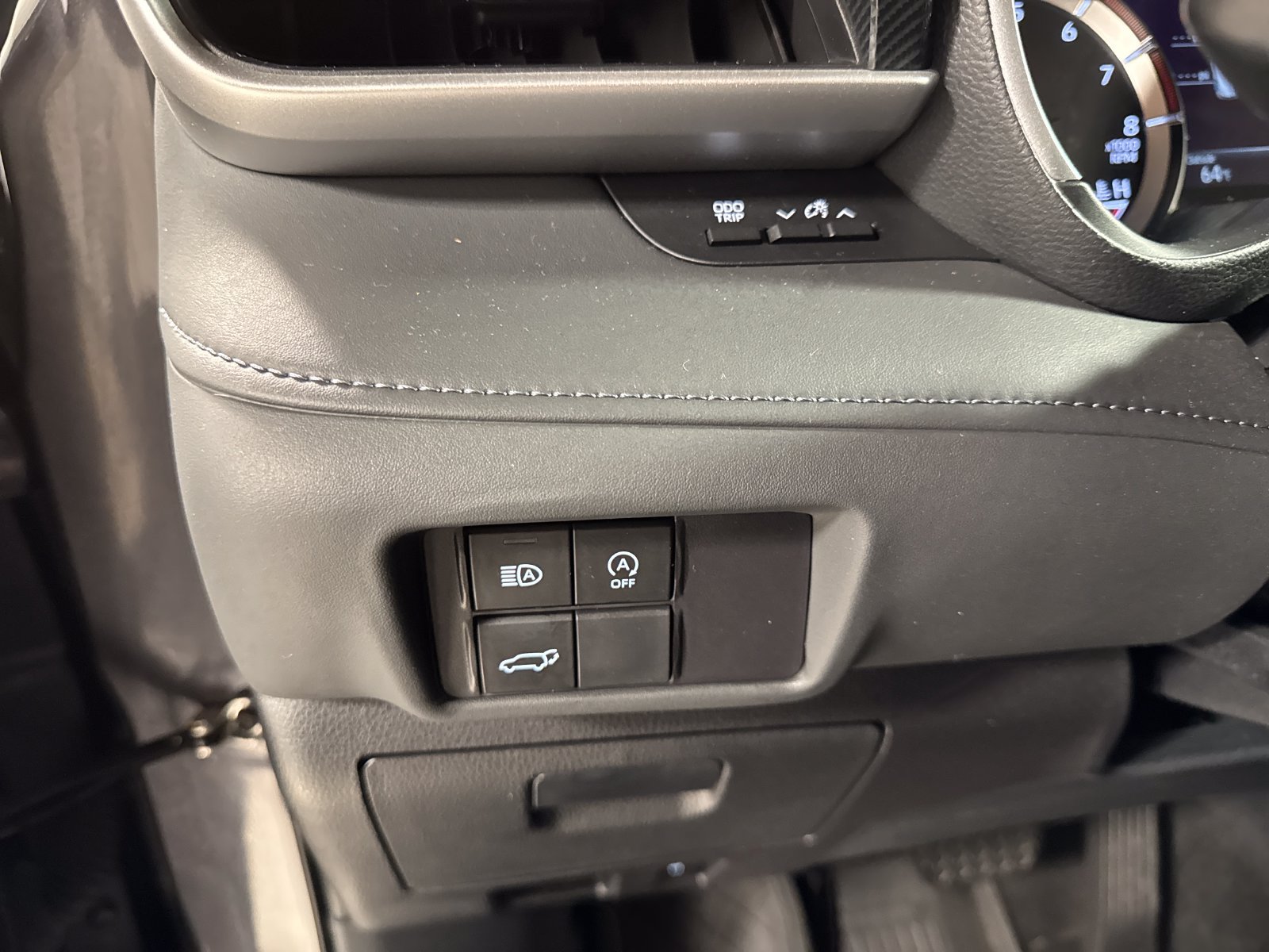 Used 2023 Toyota Highlander XSE AWD/4WD image 18