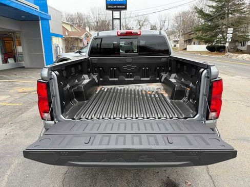 Used 2026 Chevrolet Colorado Z71 AWD/4WD image 29
