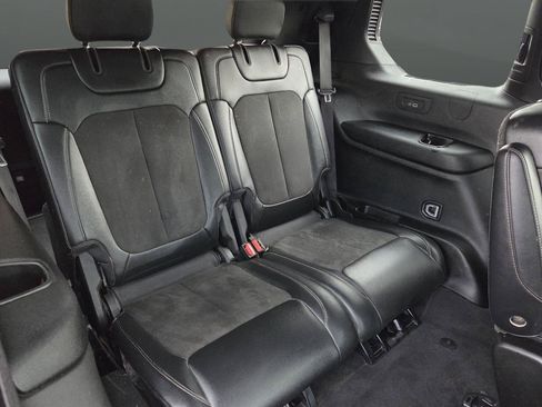 Used 2022 Jeep Grand Cherokee L Laredo AWD/4WD image 15