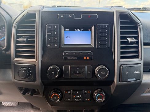 Used 2020 Ford F550 4x4 Regular Cab Super Duty image 21