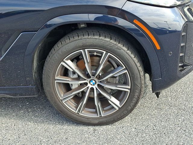 Used 2024 BMW X6 xDrive40i AWD/4WD image 8
