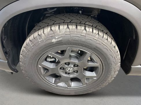New 2026 Honda Pilot TrailSport image 11