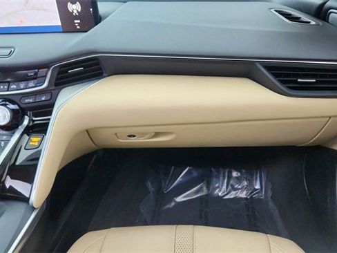 Used 2025 Acura TLX w/ Technology Package image 36