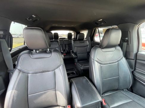 Used 2021 Ford Explorer ST w/ Equipment Group 401A AWD/4WD image 30