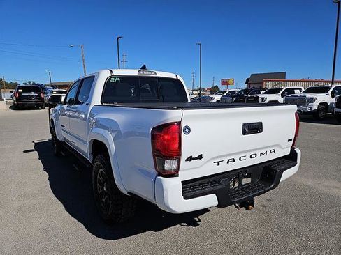 Used 2022 Toyota Tacoma SR5 image 3