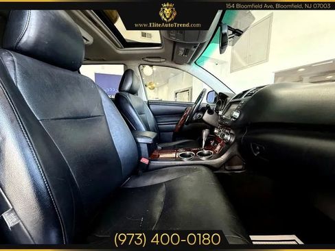 Used 2012 Toyota Highlander Limited image 19