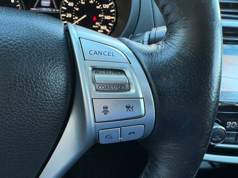 Used 2018 Nissan Altima 2.5 SL w/ 2.5 SL Technology Package image 33