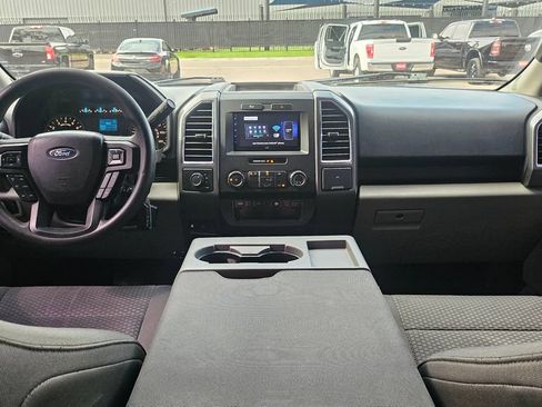Used 2016 Ford F150 XLT AWD/4WD image 28