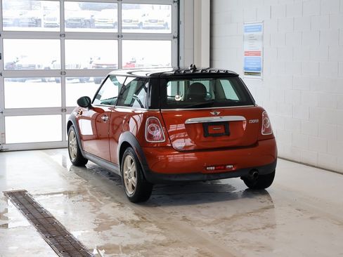 Used 2012 MINI Cooper Hardtop image 8