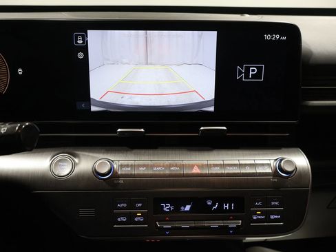 Used 2024 Hyundai Kona SEL image 27