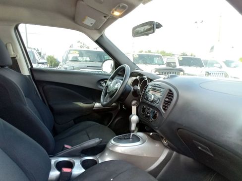 Used 2013 Nissan Juke S image 18