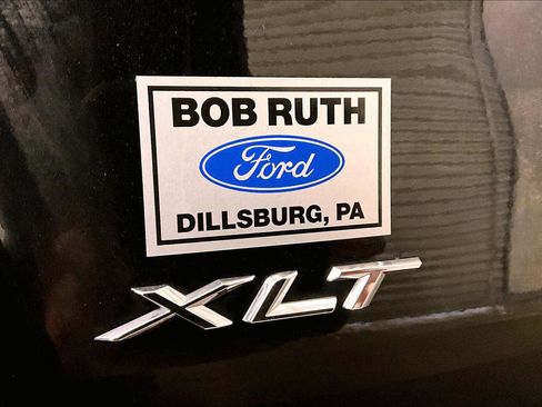 Used 2020 Ford Explorer XLT w/ Equipment Group 202A image 13