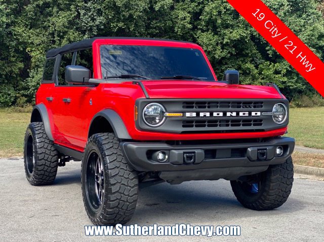 Used 2023 Ford Bronco Black Diamond AWD/4WD image 9
