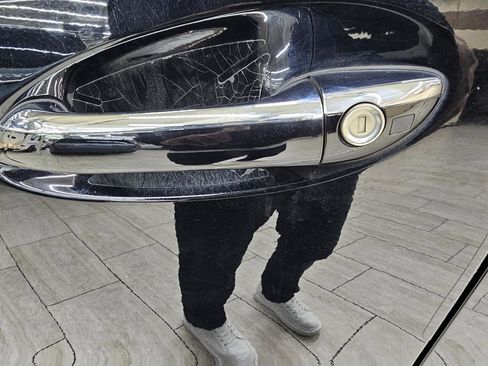 Used 2011 Mercedes-Benz GL 450 4MATIC image 13