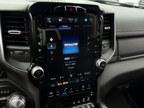 Used 2023 RAM 1500 Laramie AWD/4WD image 25