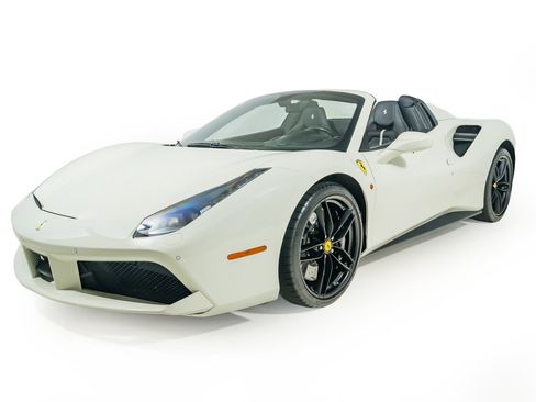 Used 2018 Ferrari 488 Spider RWD image 14