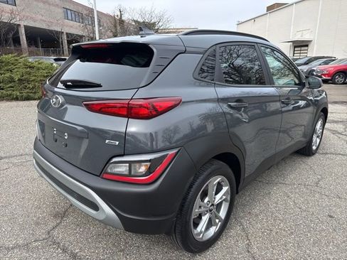 Used 2023 Hyundai Kona SEL image 17