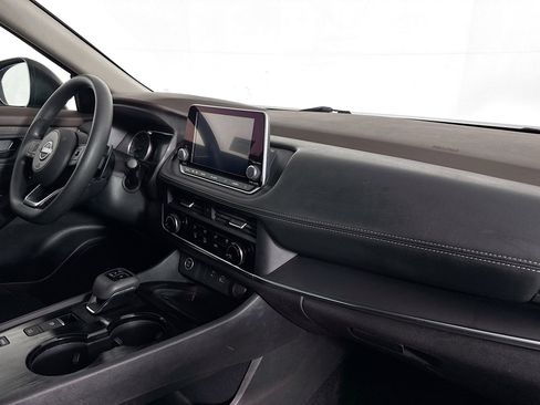 Used 2023 Nissan Rogue S FWD image 28