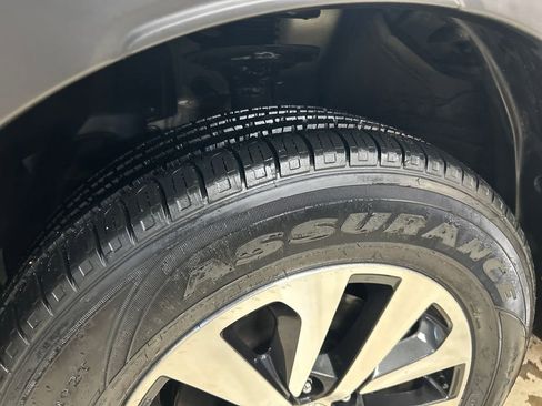 Used 2023 Subaru Outback Premium image 13