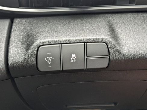 New 2025 Hyundai Elantra Sport image 25