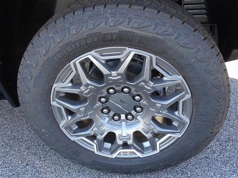 New 2025 GMC Hummer EV 3X w/ LPO, Cargo Utility Package image 5