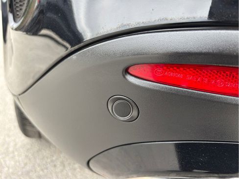 Used 2020 Mercedes-Benz GLE 450 4MATIC w/ AMG Line Exterior image 16