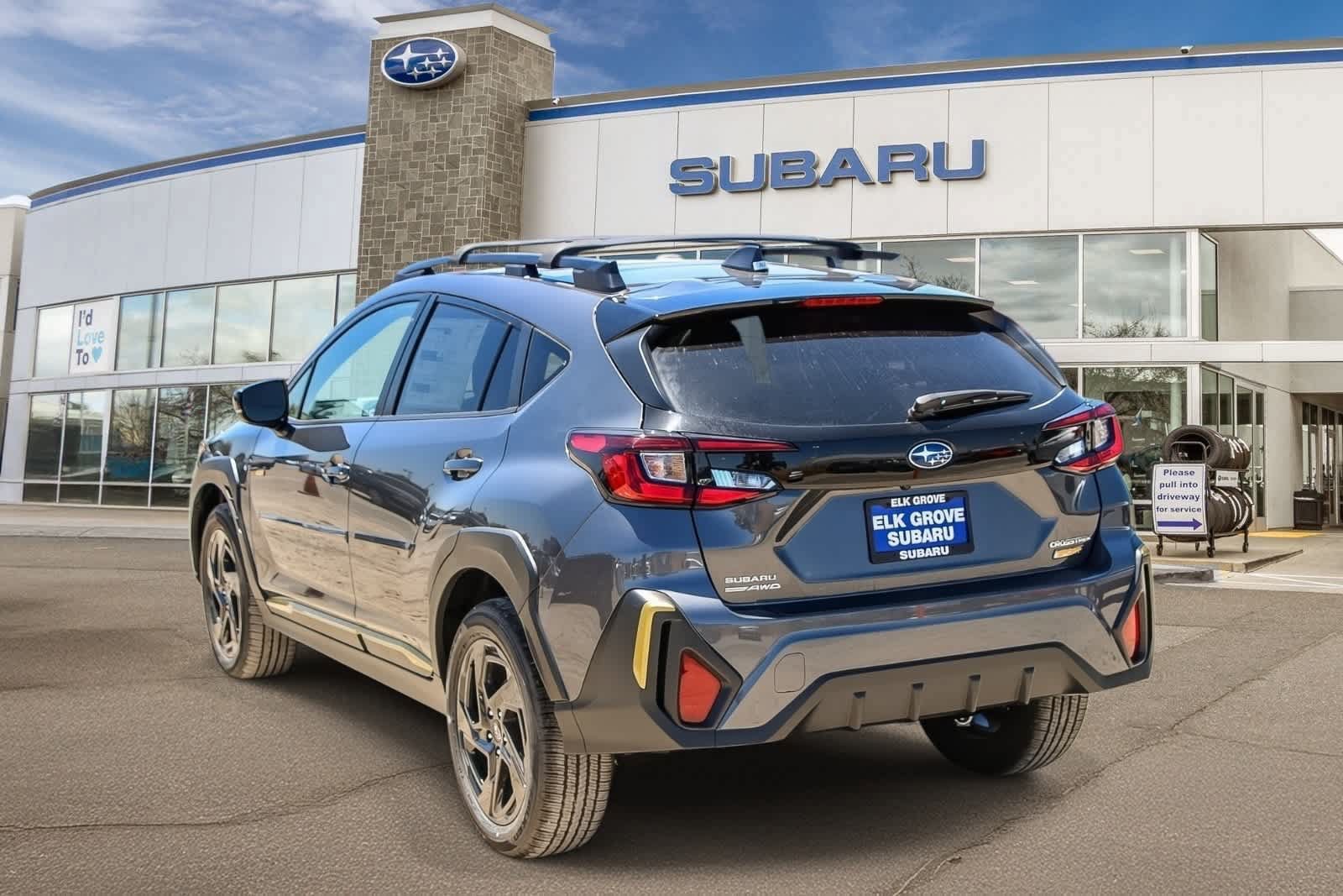 Used 2025 Subaru Crosstrek 2.5i Sport AWD/4WD image 9