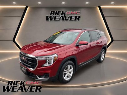 Used 2024 GMC Terrain SLE w/ Driver Convenience Package