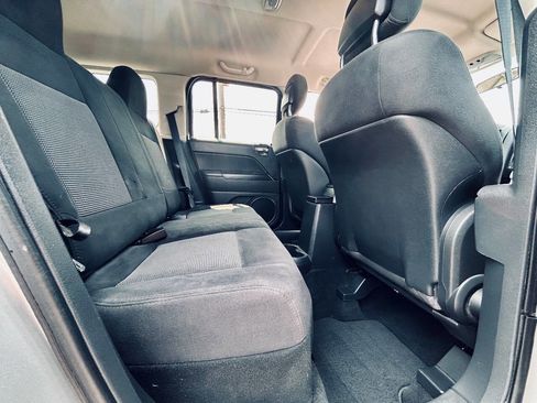 Used 2011 Jeep Patriot Latitude image 29