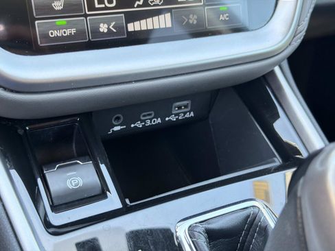 Certified 2024 Subaru Outback Onyx Edition AWD/4WD image 29