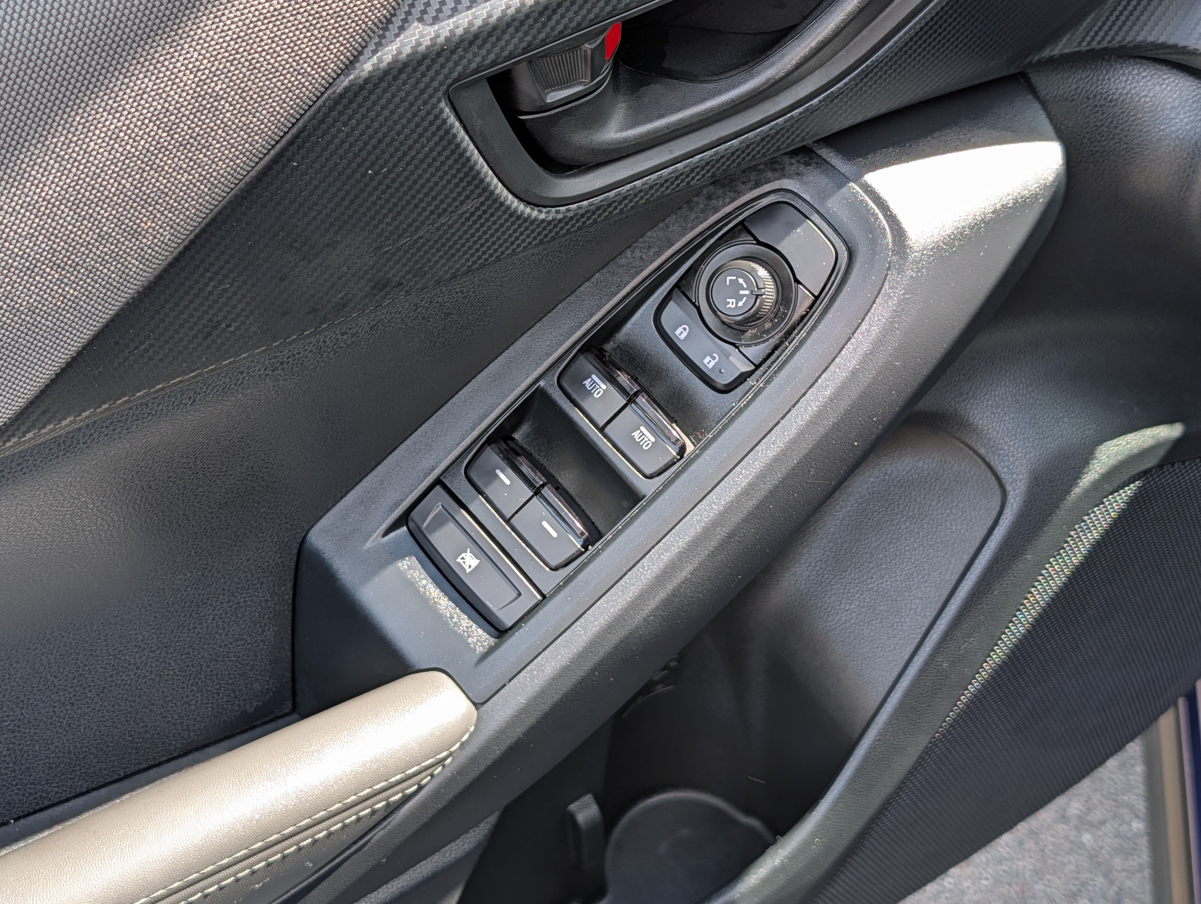 Certified 2025 Subaru Crosstrek 2.5i Premium AWD/4WD image 19