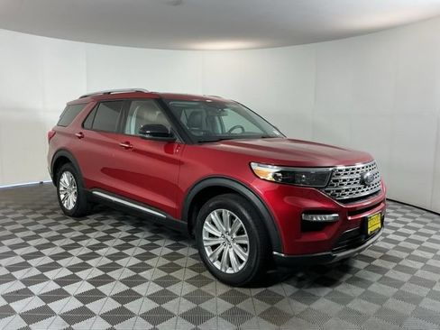 Used 2022 Ford Explorer Limited w/ Equipment Group 301A AWD/4WD image 3