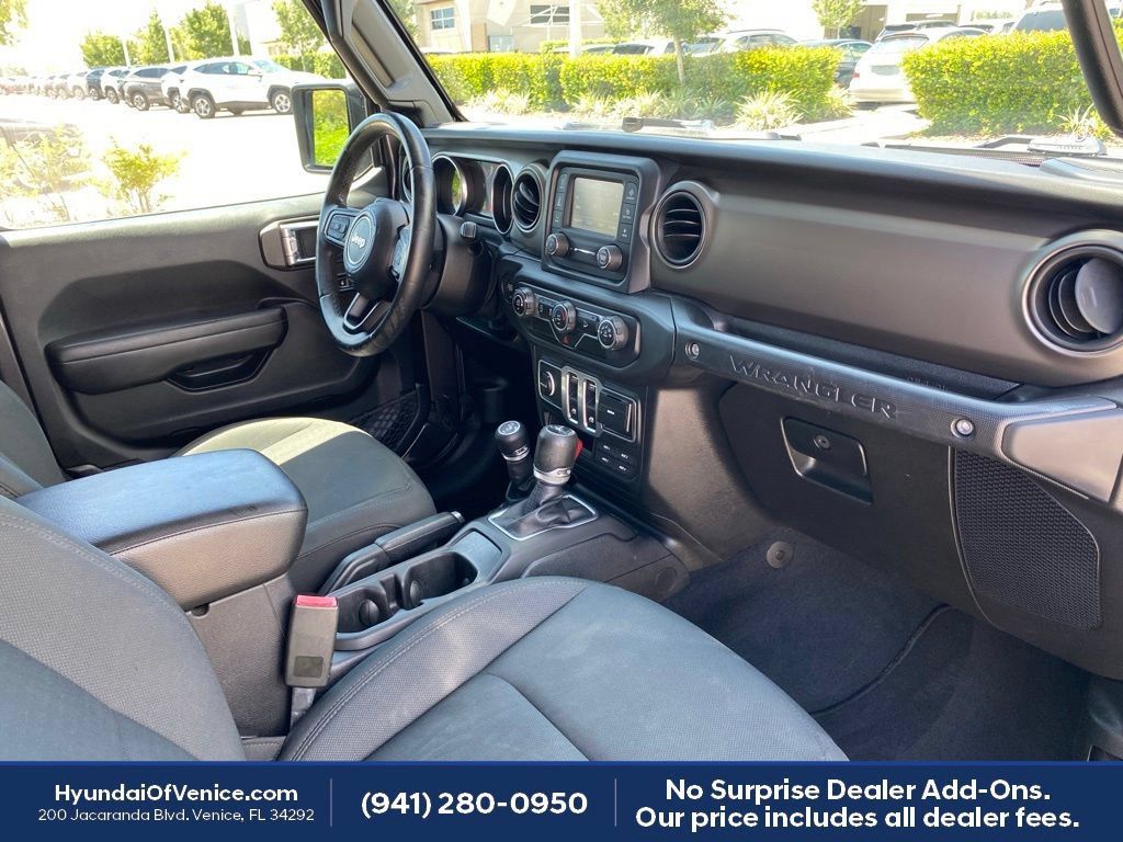 Used 2018 Jeep Wrangler Sport AWD/4WD image 18
