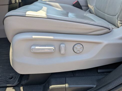 Used 2024 Honda Odyssey Elite image 21