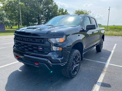 New 2026 Chevrolet Silverado 1500 Custom Trail Boss AWD/4WD image 3