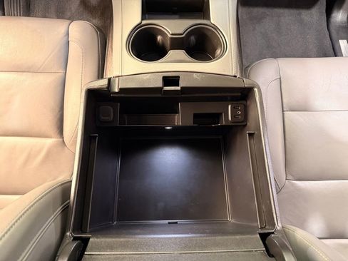 Used 2020 Chevrolet Tahoe LT image 25