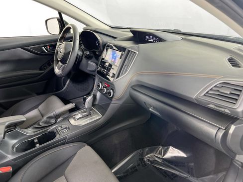 Used 2022 Subaru Crosstrek 2.0i Premium w/ Moonroof Package image 28