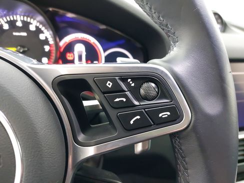 Used 2022 Porsche Cayenne E-Hybrid Coupe image 20