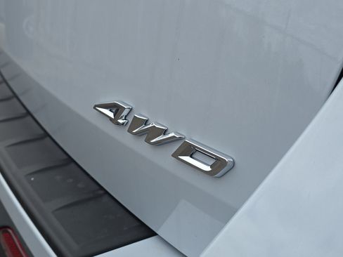 New 2026 Ford Explorer Active w/ Active Comfort Package image 6