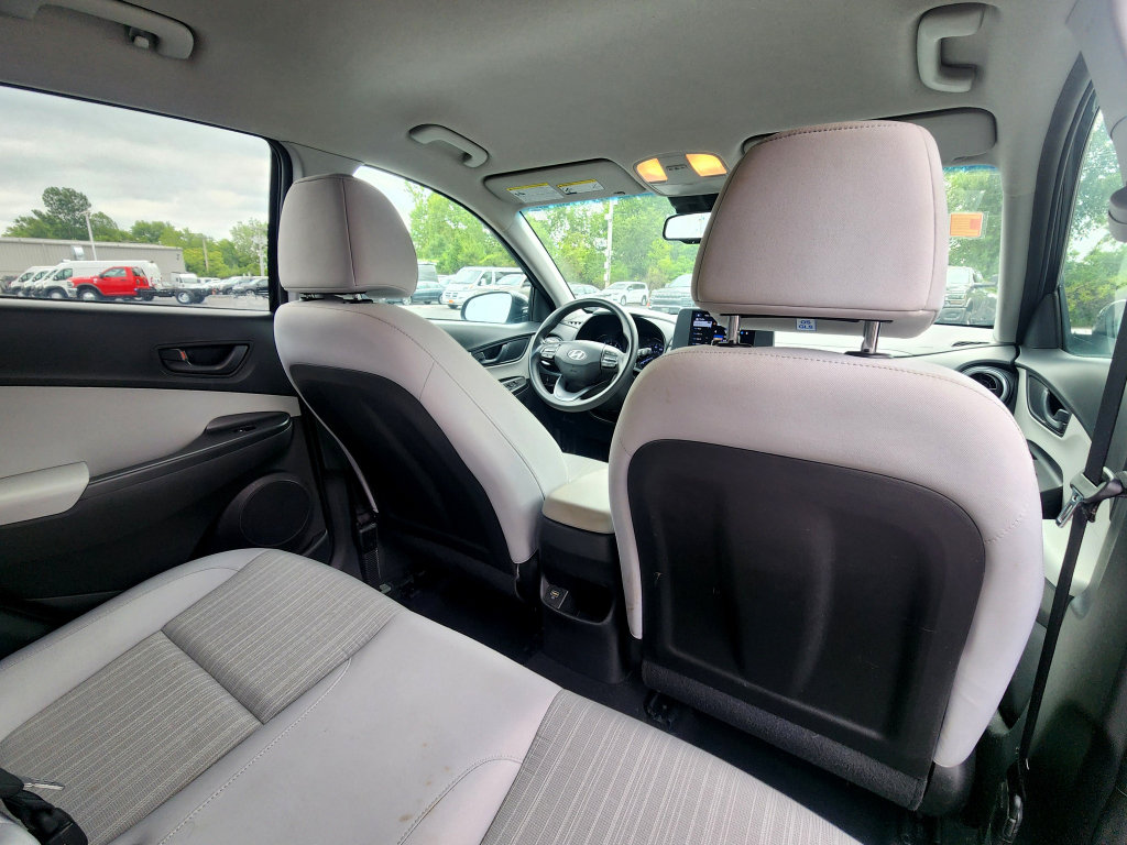 Used 2023 Hyundai Kona SEL w/ Cargo Package FWD image 40
