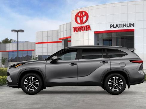 New 2026 Toyota Highlander XLE AWD/4WD image 4