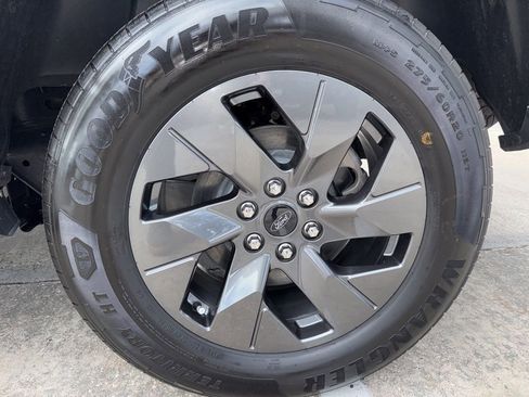 Used 2025 Ford F150 Lightning Flash image 50