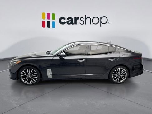 Used 2019 Kia Stinger Premium image 2