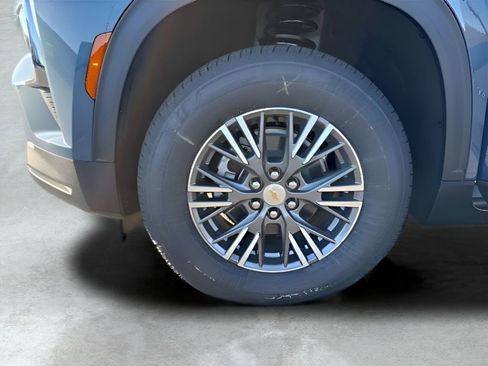 New 2026 Chevrolet Traverse LT w/ Driver Confidence Package image 33