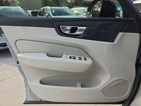 New 2026 Volvo XC60 B5 Ultra w/ Protection Package Premier image 36