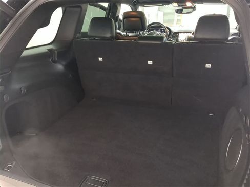 Used 2020 Jeep Grand Cherokee Trailhawk w/ Trailhawk Luxury Group image 34